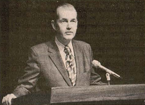 File:University of Wisconsin Chancellor Edward Weidner.png