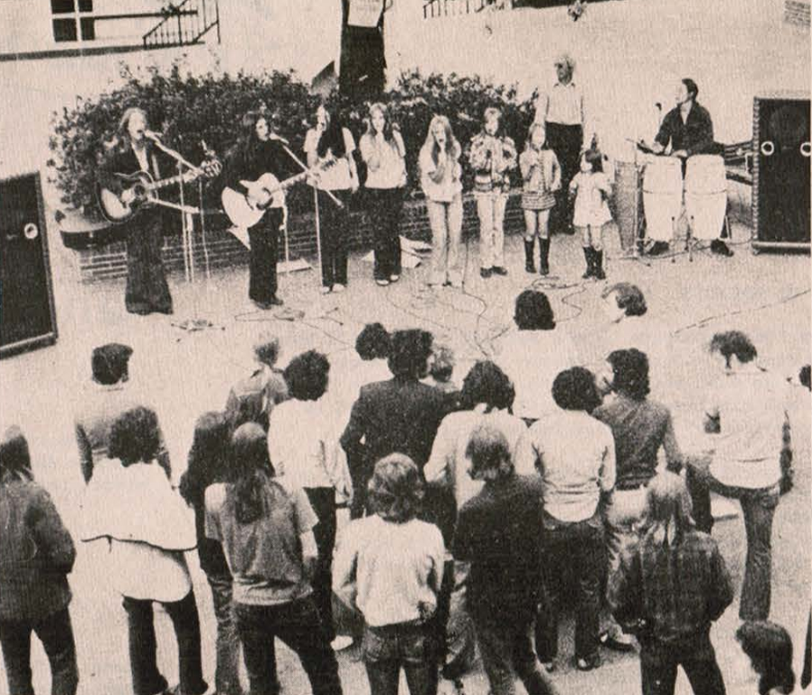 File:Threadgills singers Austin Texas.png