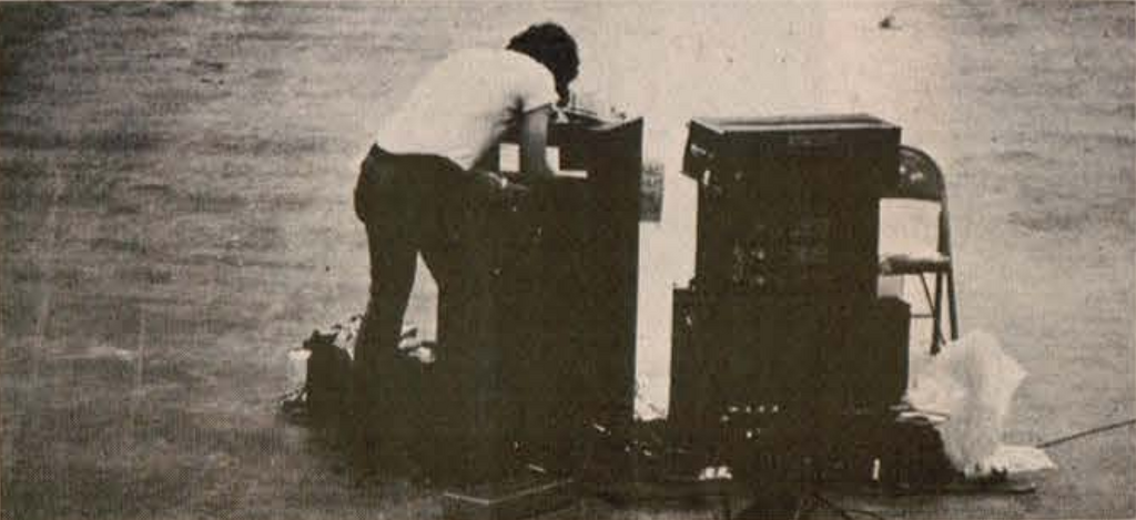 File:Setting up a sound system.png