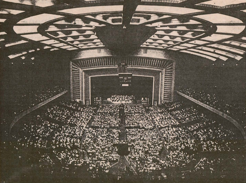 File:Largest Bahai assemblage auditorium.png